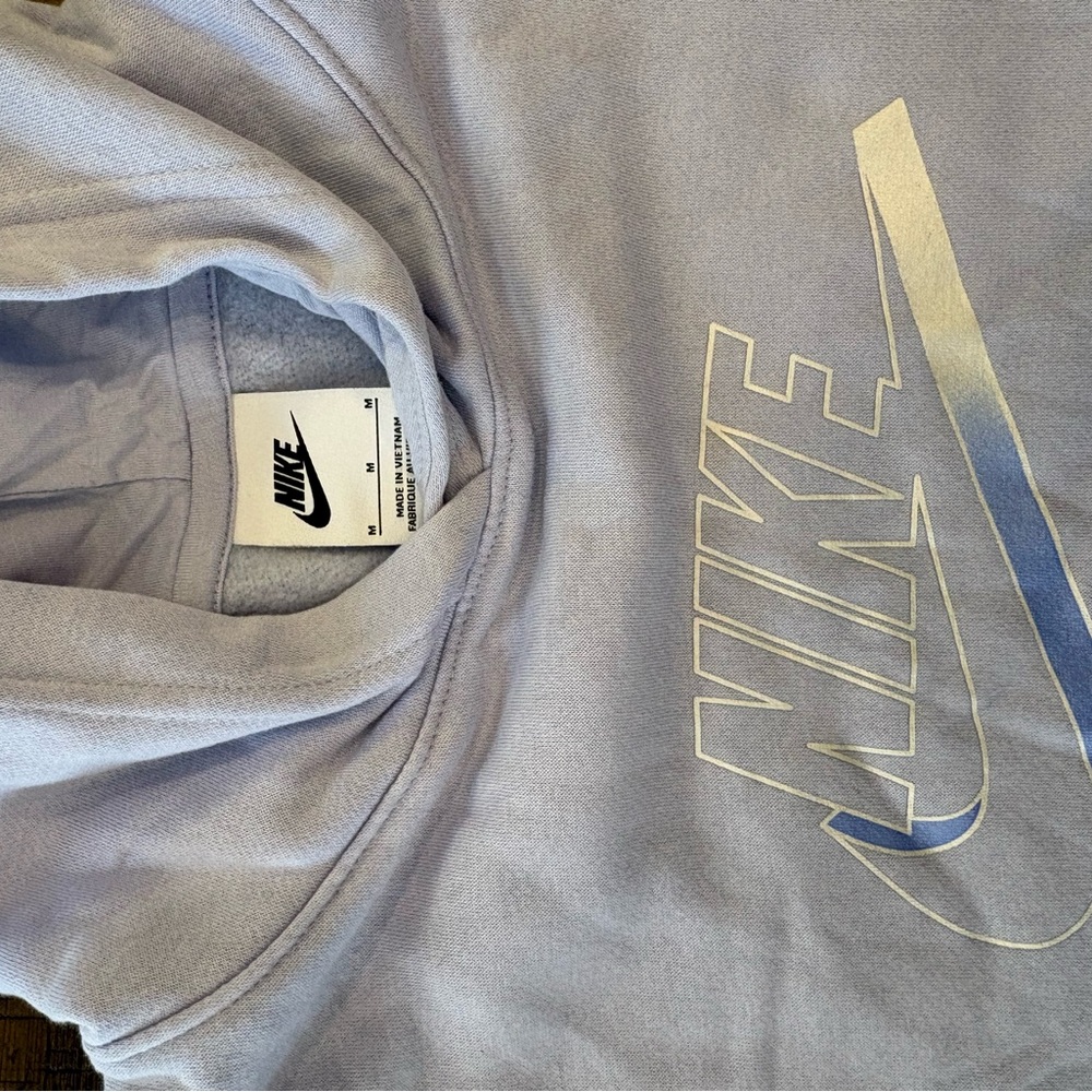 Ladies Nike Light Purple Hoodie size M - Picture 3 of 3